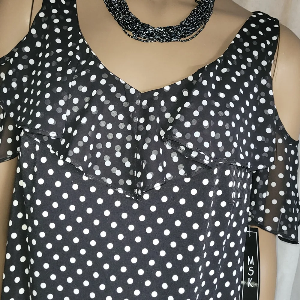 MSK Ruffle Cold Shoulder Black & White Dot Shift Dress - Picture 3 of 10